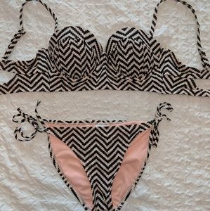pushup target bikini